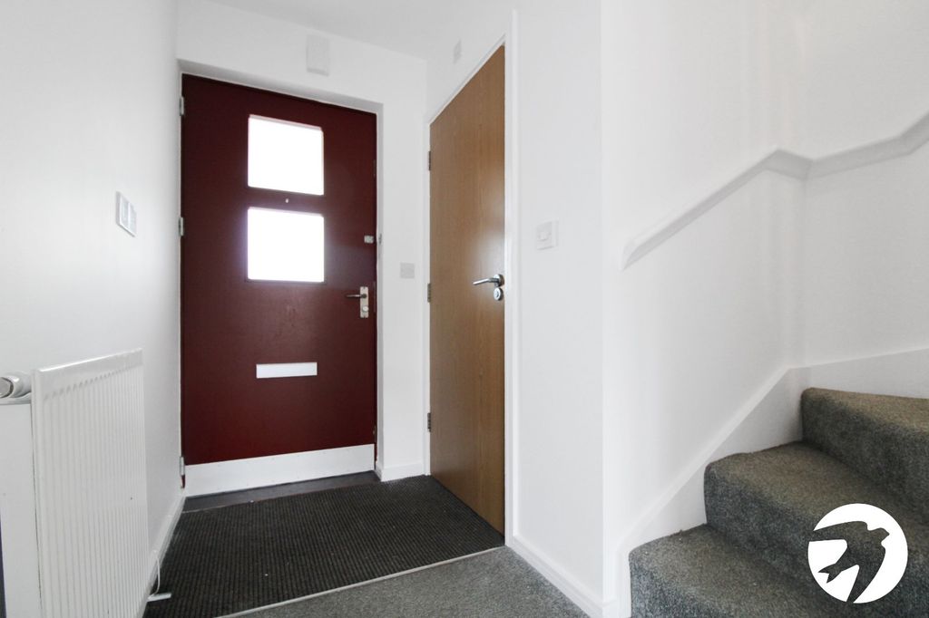 Property photo 2 of 11 Picture No. 30