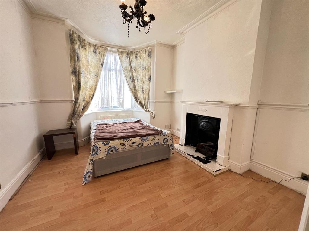 Property photo 2 of 12 02.Jpg
