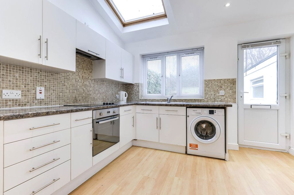 Property photo 2 of 20 Picture No. 03