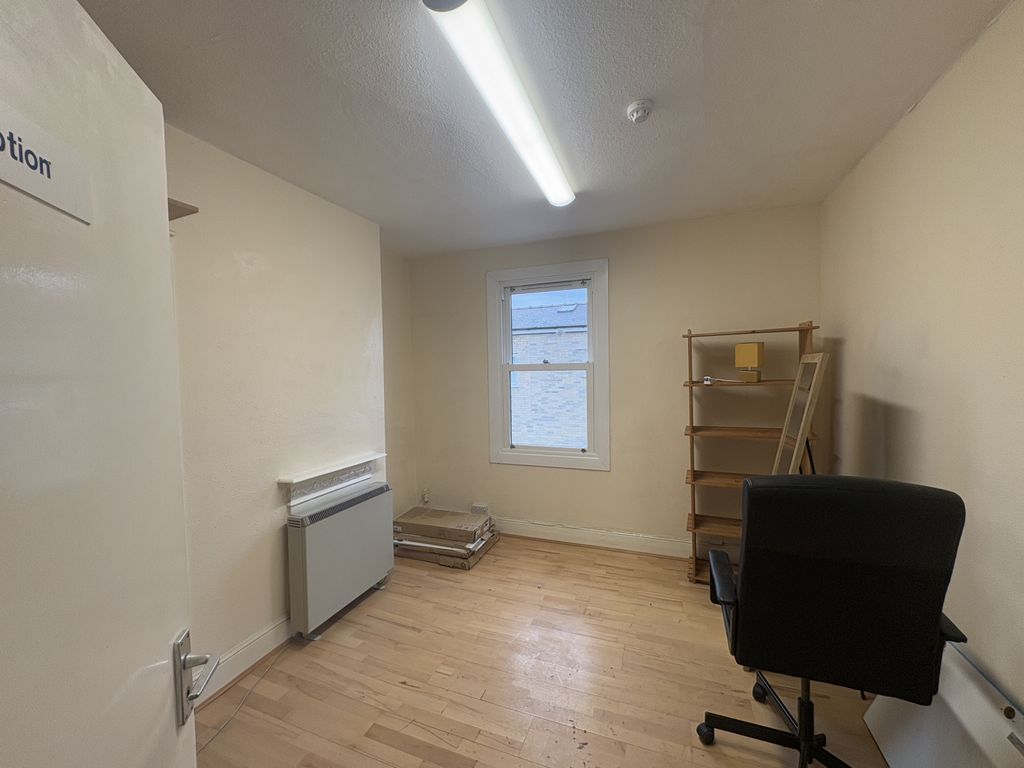 Property photo 3 of 5 Gallery