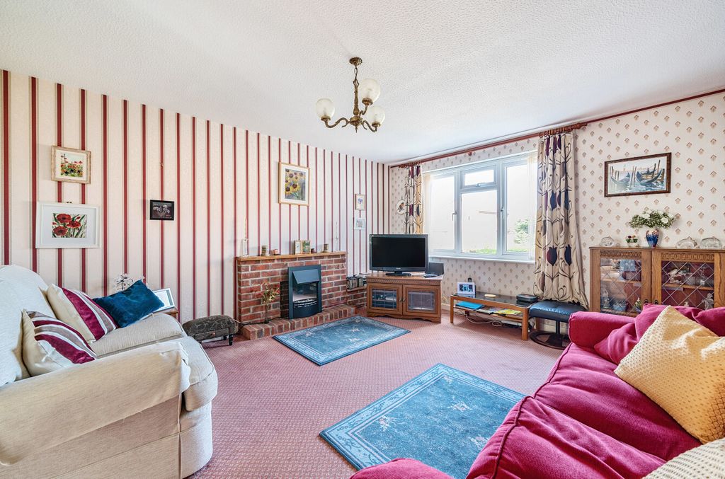 Property photo 2 of 25 1359857-16-68Da8A...