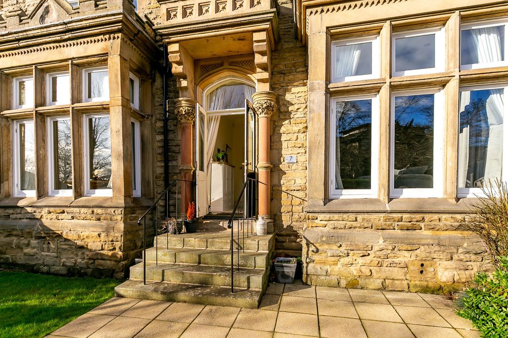 Additional image 12 of 2 bed flat for saleRoseville Avenue, Harrogate HG1