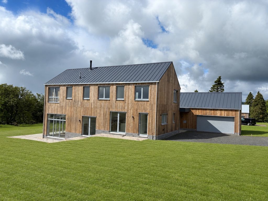 Property photo 1 of 21 Recent Example