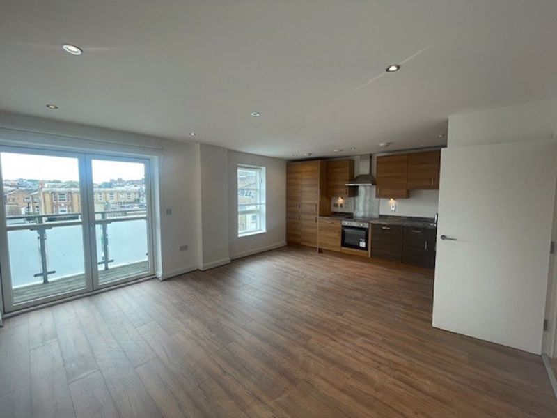 Property photo 3 of 10 Photo 5