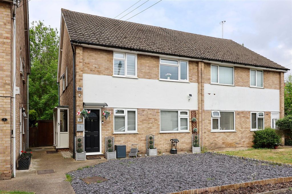 Property photo 1 of 15 External