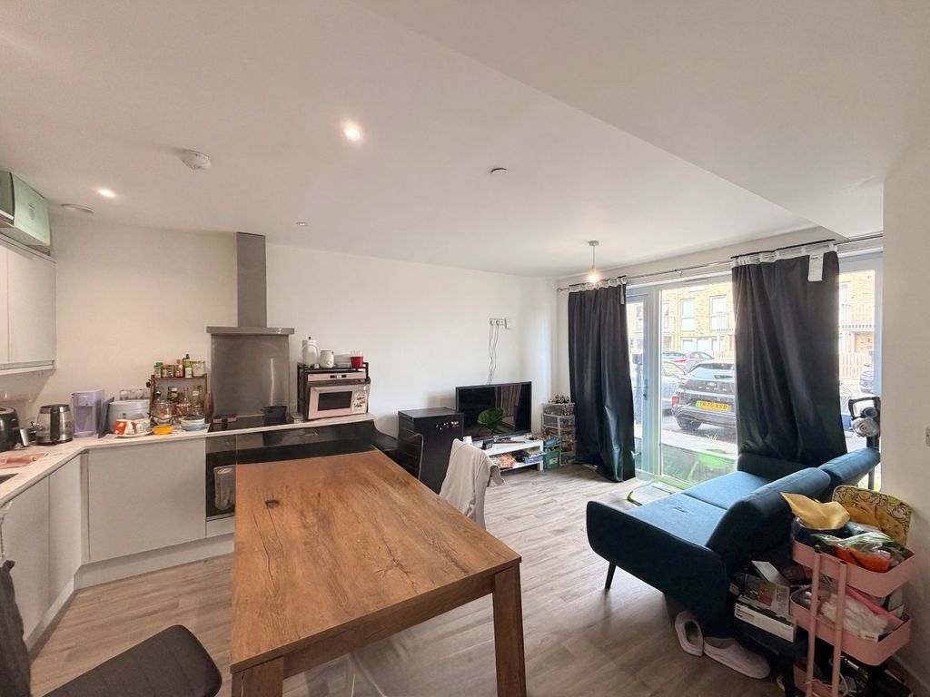 Property photo 2 of 10 Picture No. 02