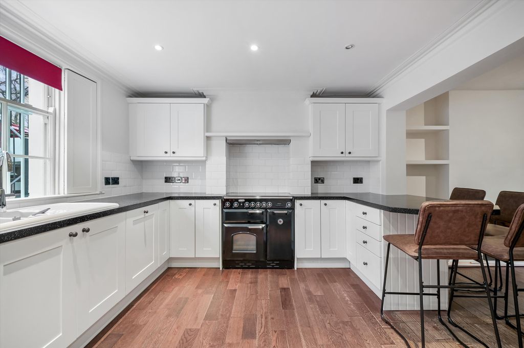 Property photo 3 of 15 Image