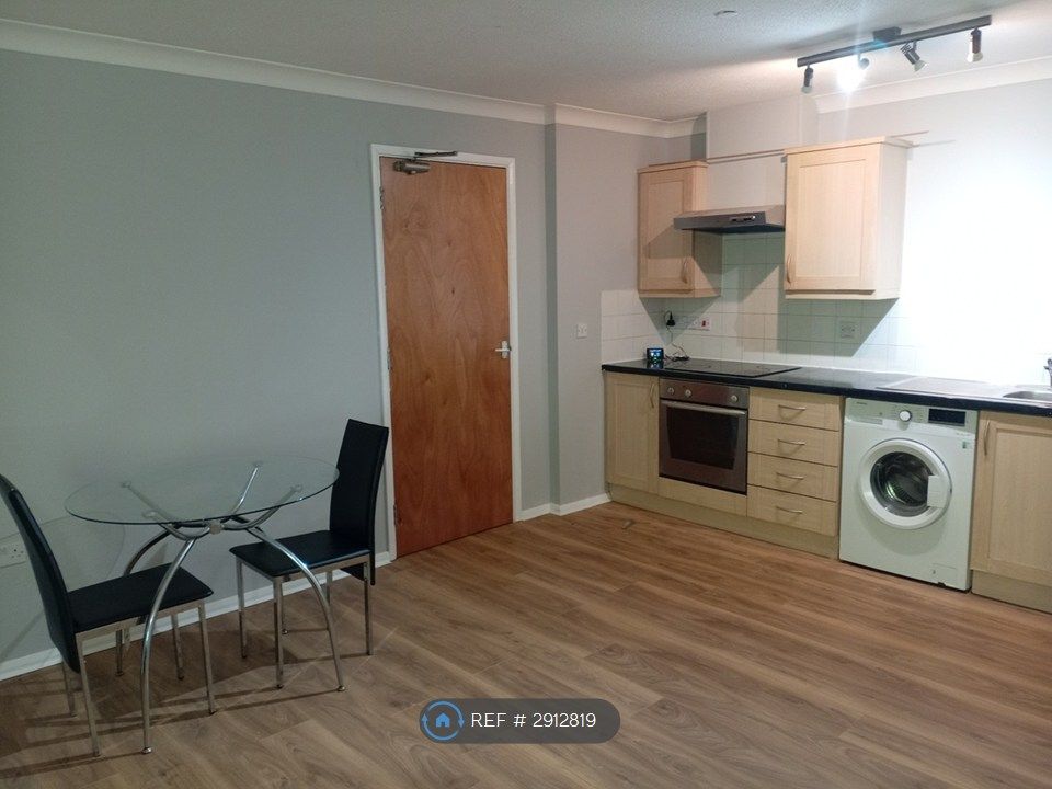 Property photo 2 of 13 Kitchen