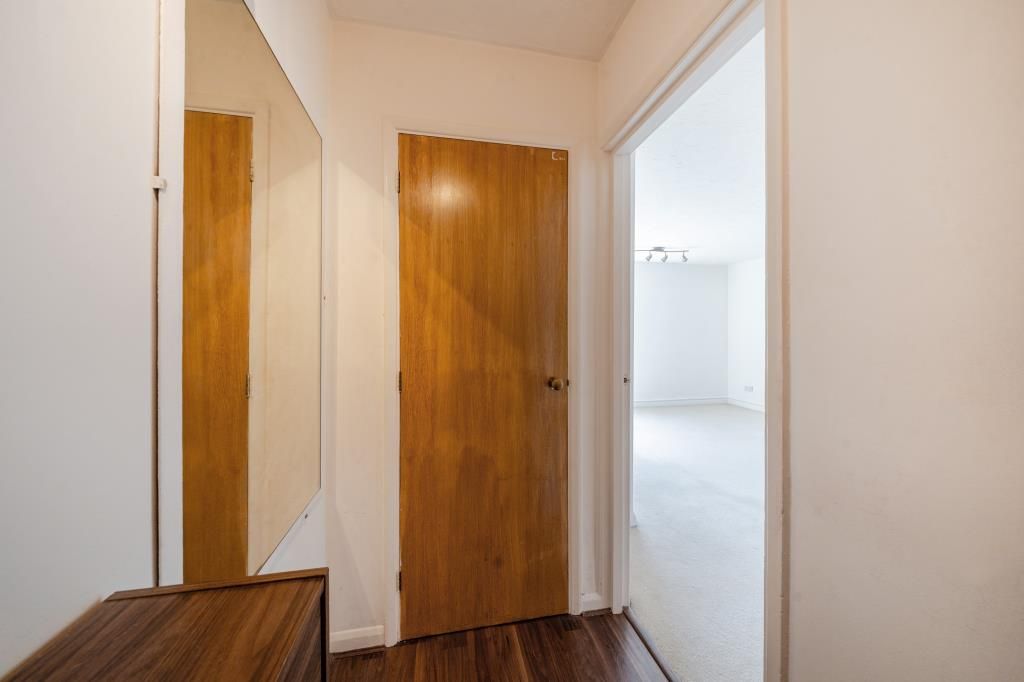 Property photo 3 of 20 Hallway