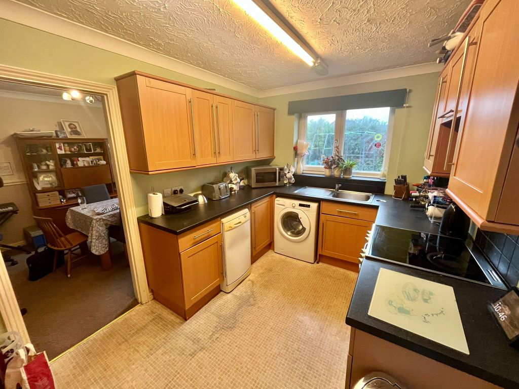 Property photo 2 of 16