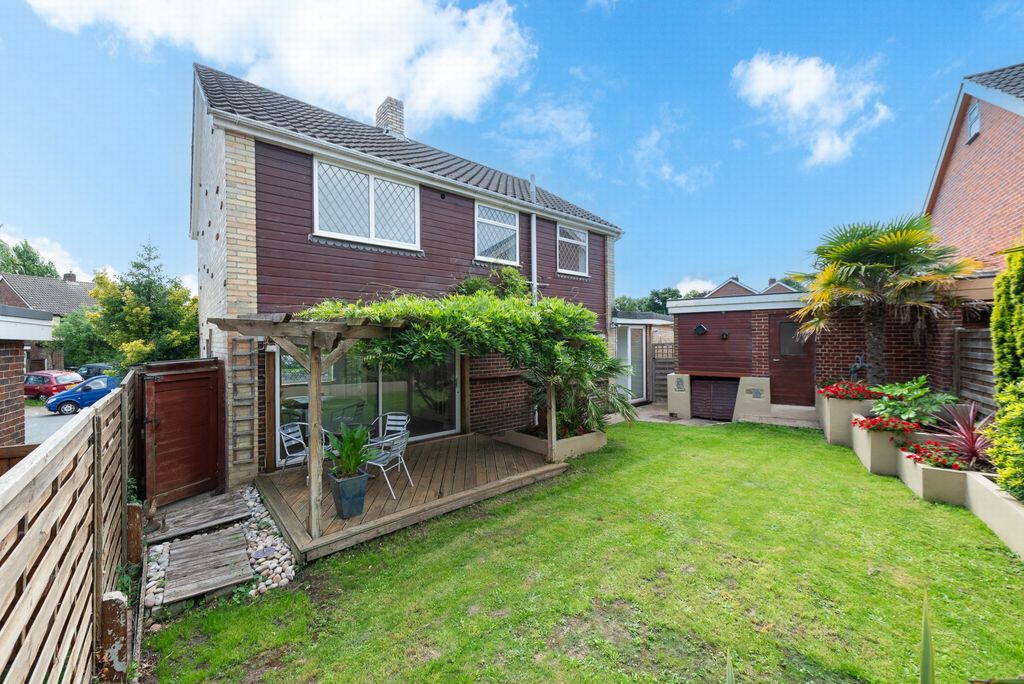 Property photo 1 of 16 Garden