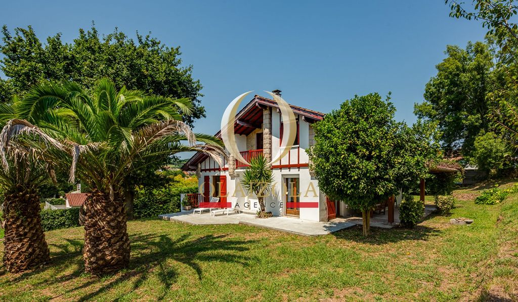 Property photo 1 of 14 Saint-Pée-Sur-Nivelle - Family Home With Strong Potential