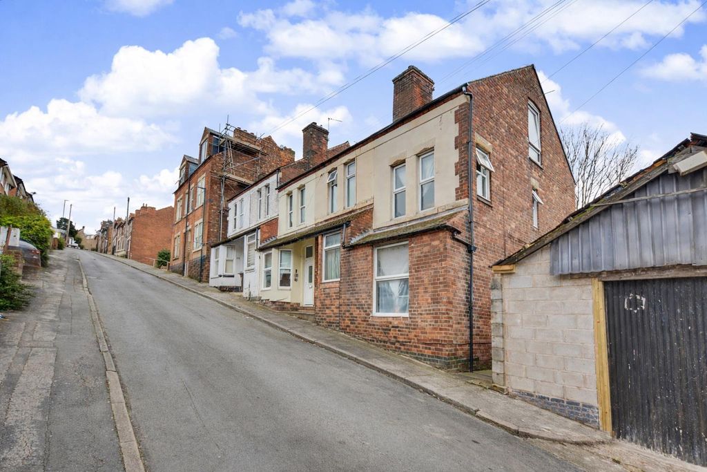 Property photo 1 of 11 Front.Png