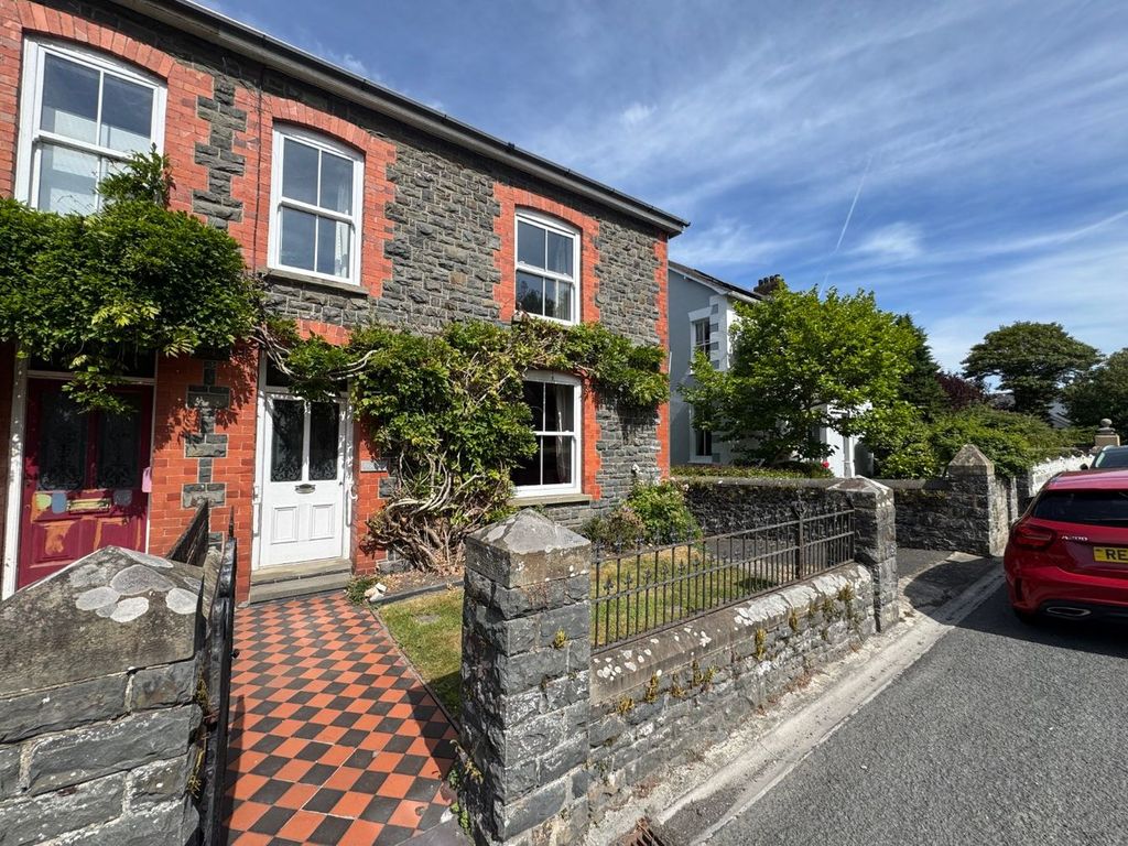 Property photo 1 of 58