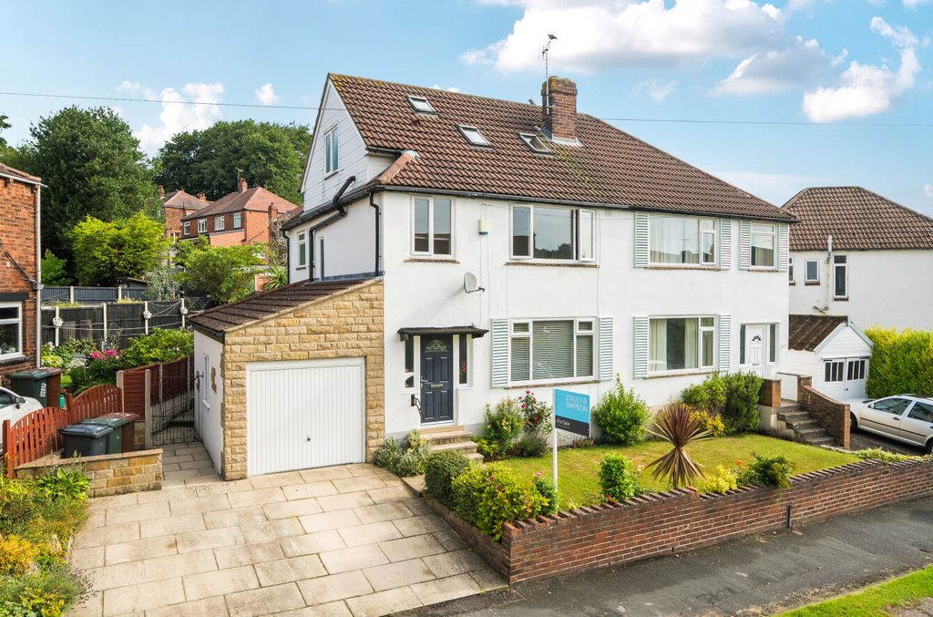 Property photo 1 of 21 Front