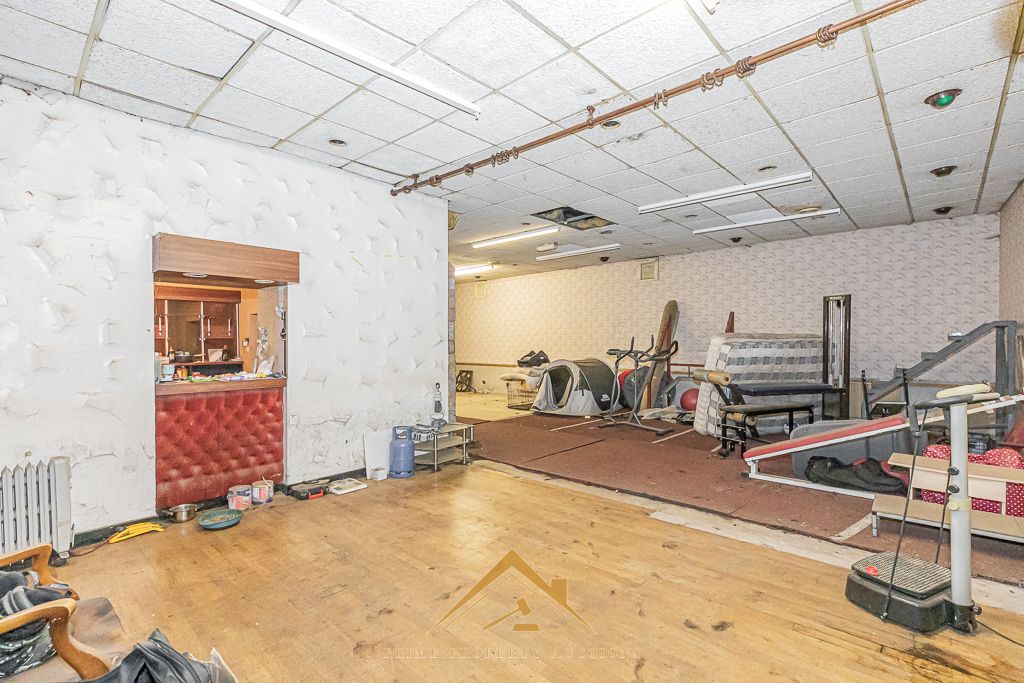 Property photo 3 of 18