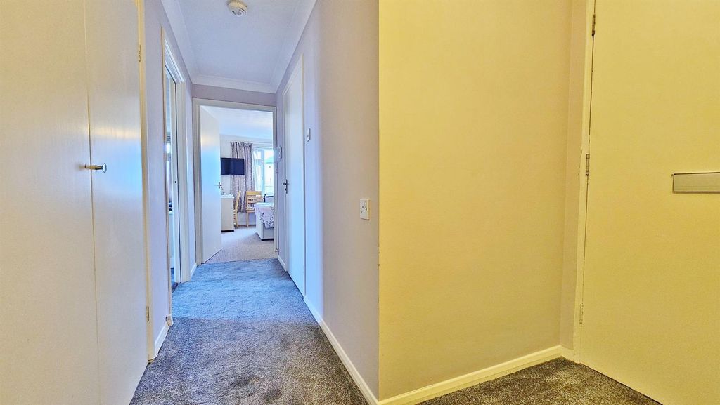 Property photo 3 of 12 Hallway