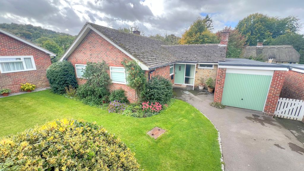 Property photo 1 of 19 Hop Garden Front_Smooth