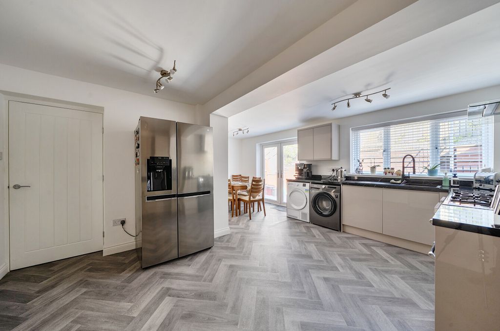 Additional image 4 of 3 bed semi-detached house for saleSycamore Drive, Newtown, Powys SY16