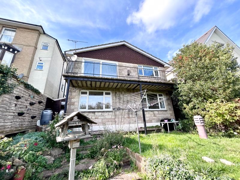 Property photo 1 of 15 Photo 11