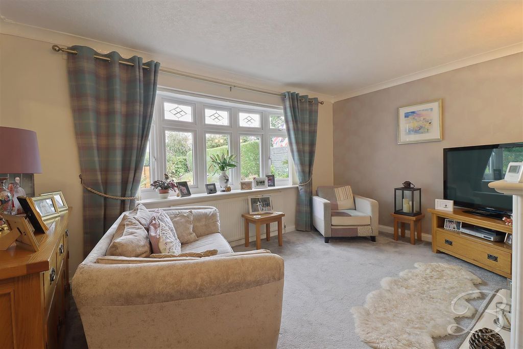 Property photo 3 of 42 Img_4878_1.Jpg