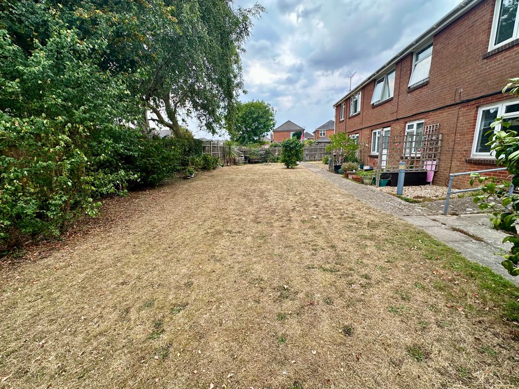 Property photo 3 of 13 Img_7797