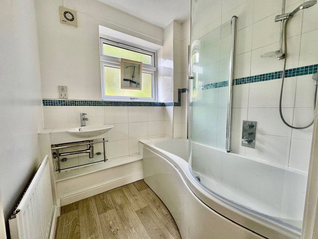 Property photo 3 of 12 Picture No. 34
