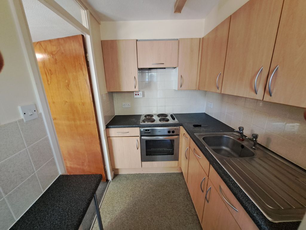 Property photo 1 of 3