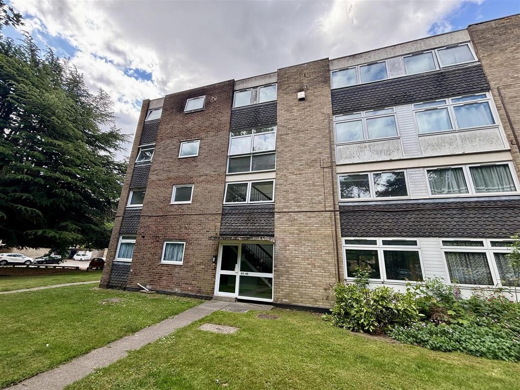 Property photo 1 of 15 Front Of Block