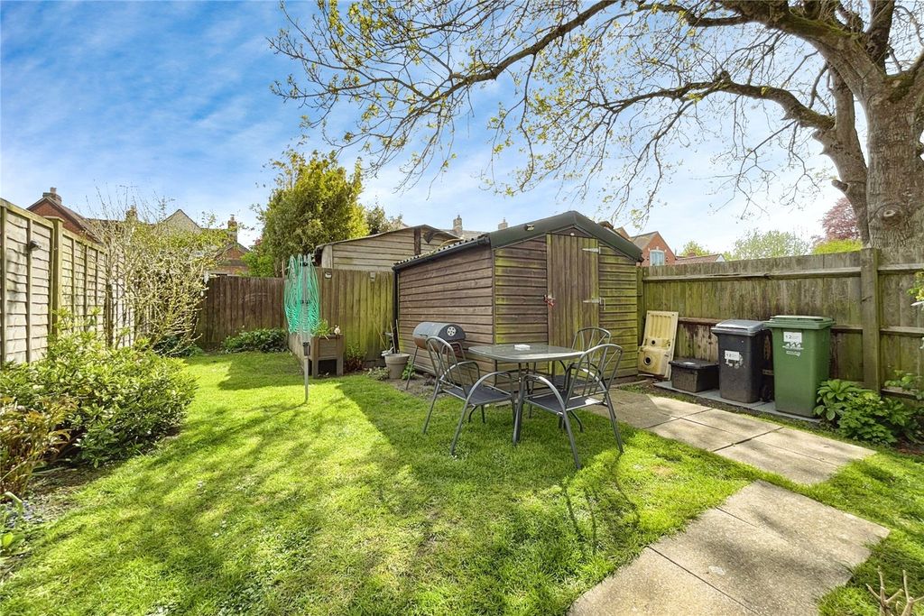 Property photo 2 of 15 Picture No. 18