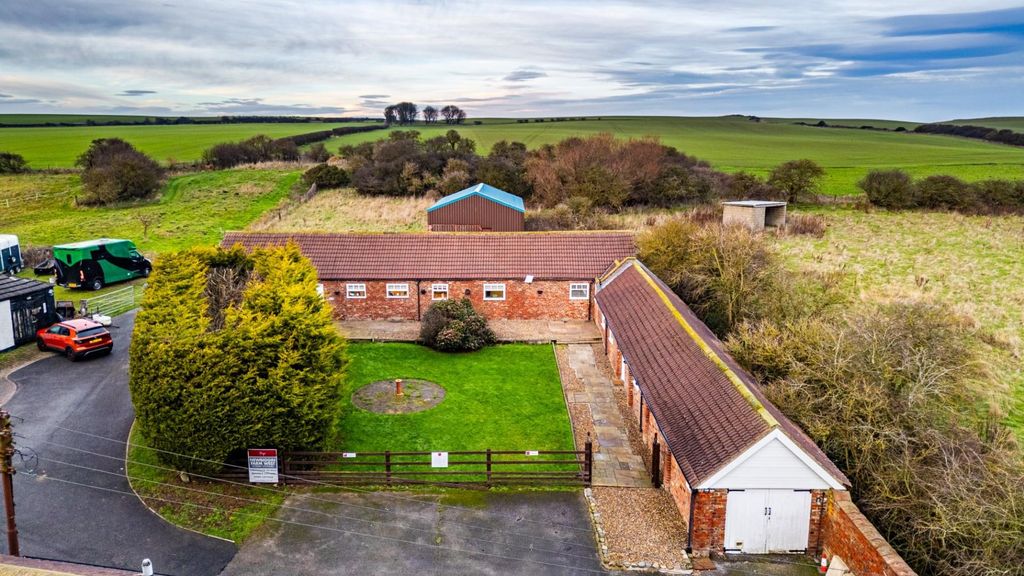 Property photo 3 of 36 Cottages