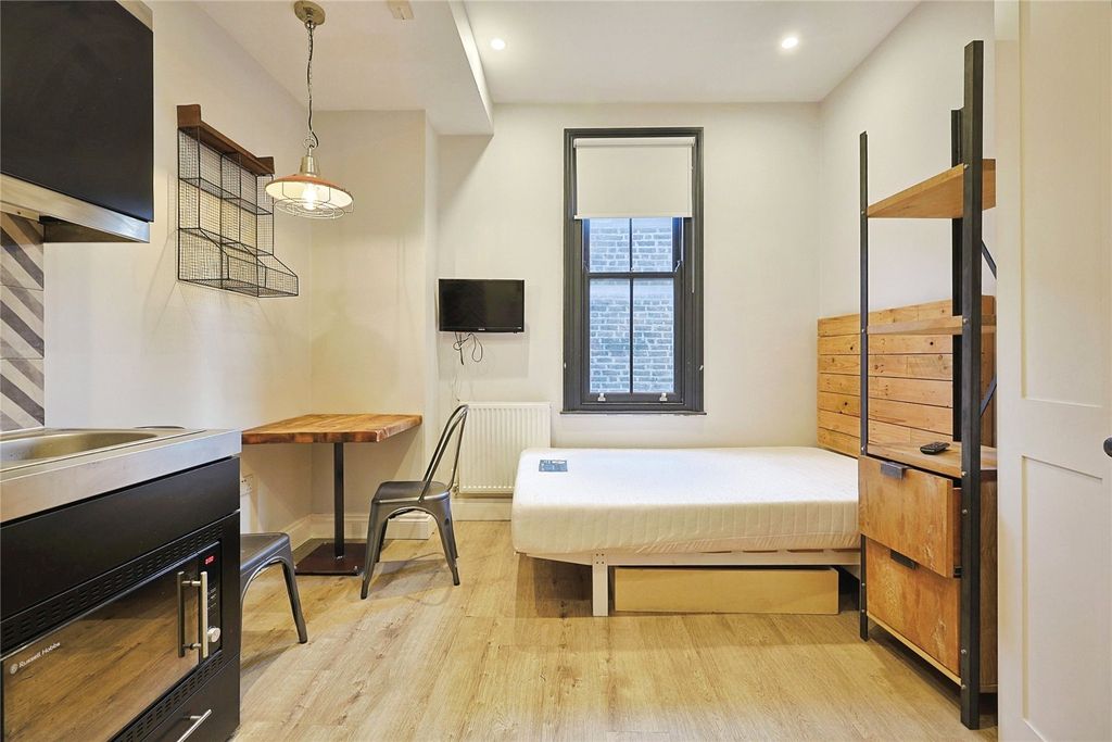 Property photo 2 of 7 Picture No. 08