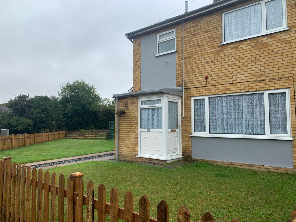 Property photo 2 of 40