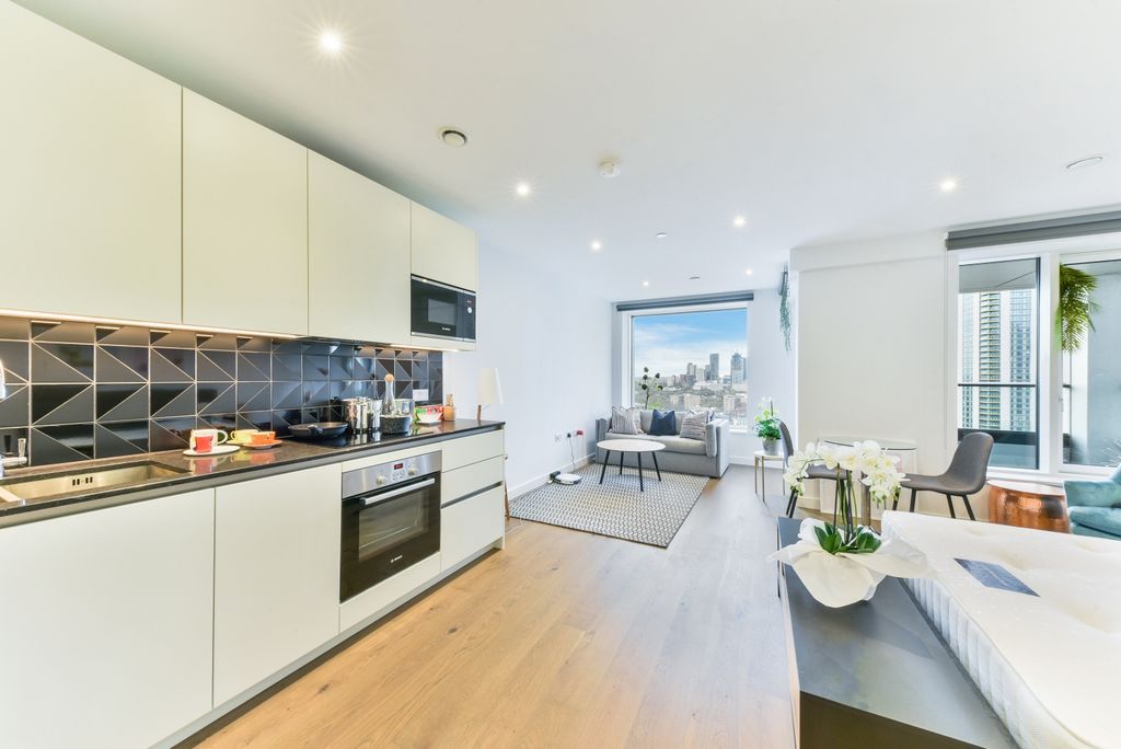 Property photo 3 of 9 Hurlock Heights, Ele