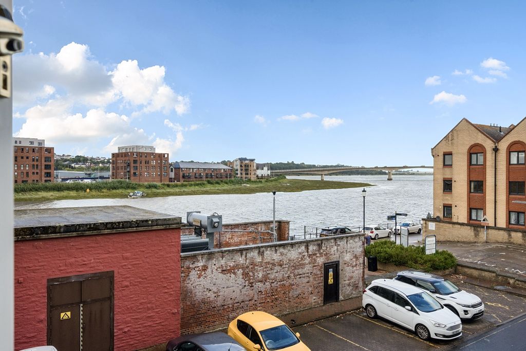 Property photo 3 of 21 1343812-2-68Adc53227953