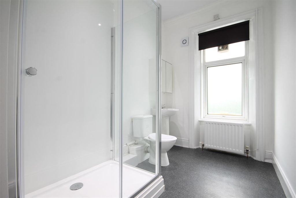 Property photo 3 of 8 56661.Jpg