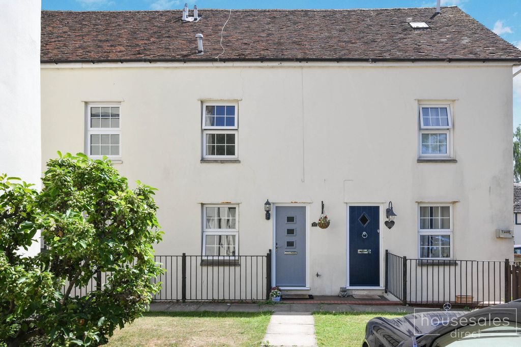 Property photo 2 of 11