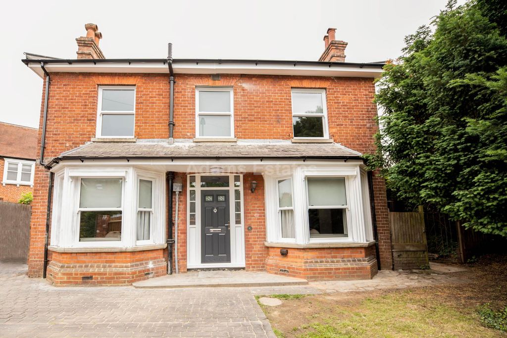 Property photo 1 of 30