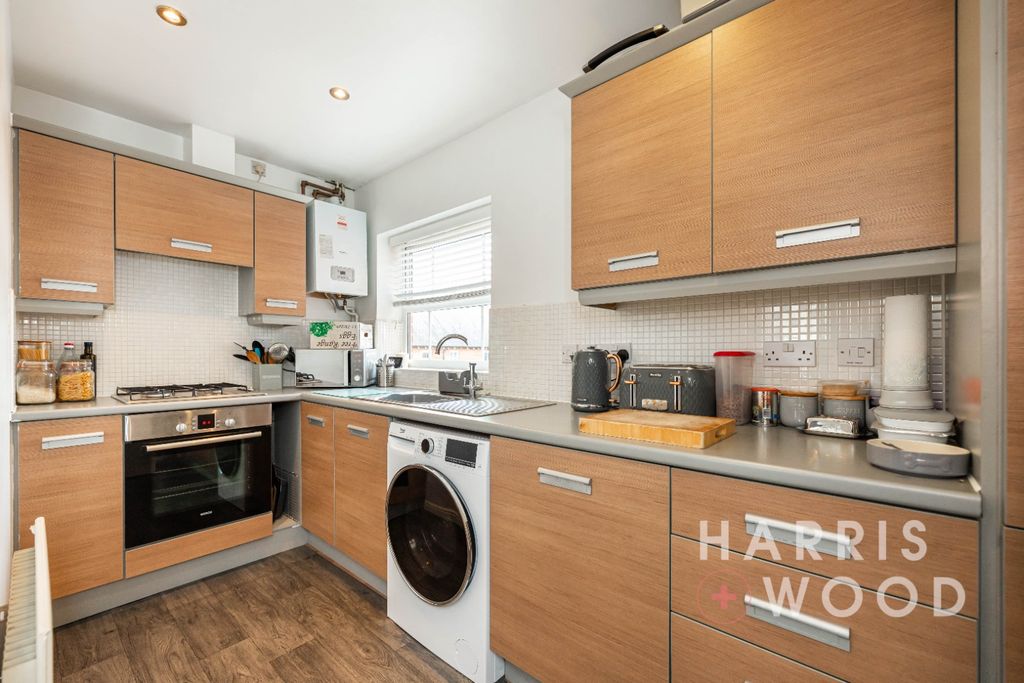 Property photo 2 of 12 4602022