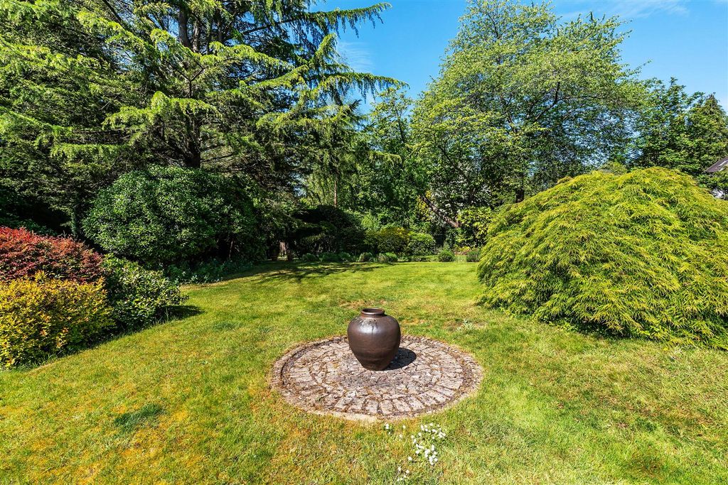 Additional image 28 of 3 bed detached house for saleWoodhurst Park, Oxted RH8