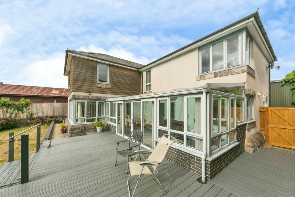 Property photo 1 of 23 Front View