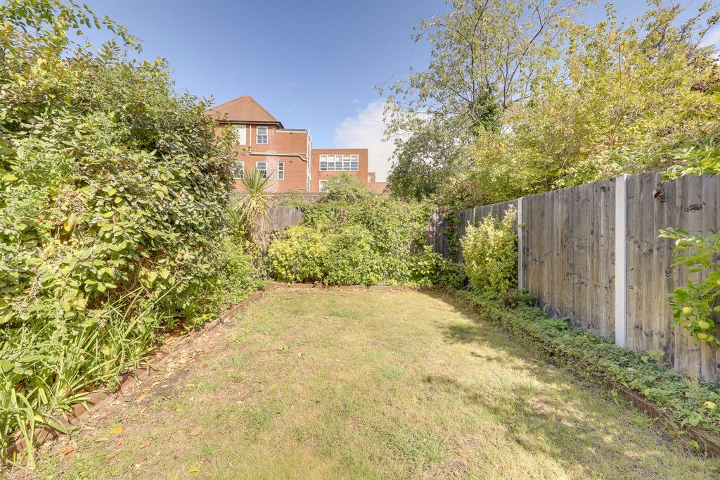 Property photo 3 of 13