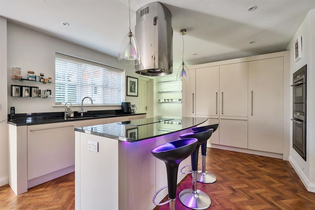 Property photo 2 of 26 1267916 (5).Jpg