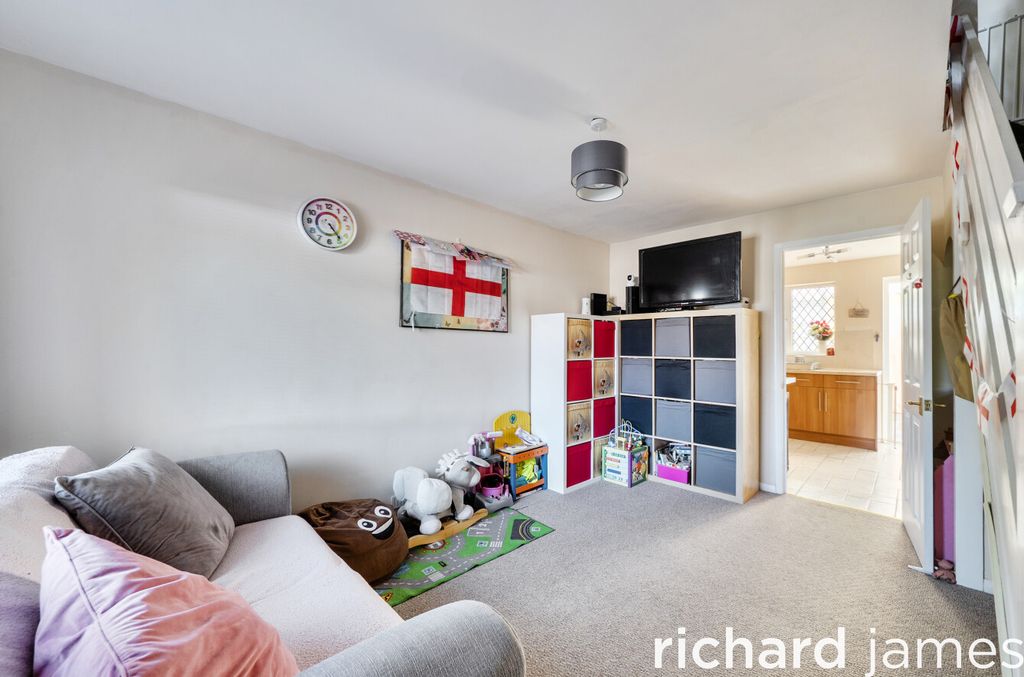 Property photo 2 of 14 E9A5326F4A7d4F91Aa19c8B395c0196d