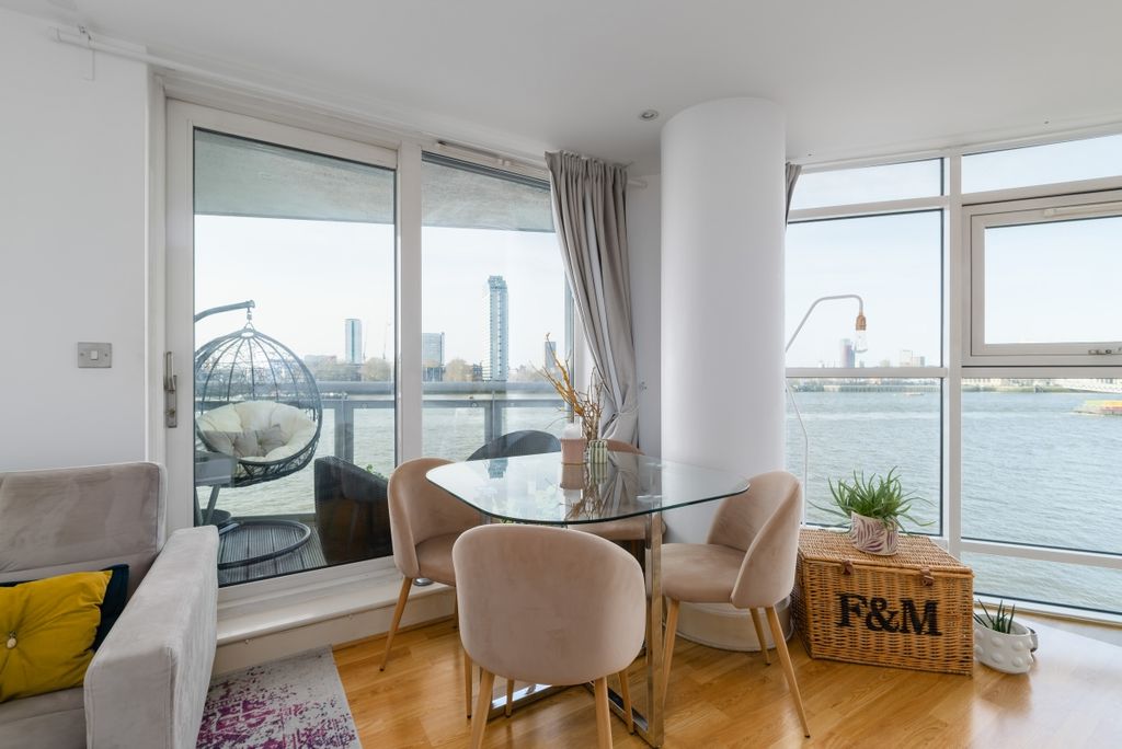 Property photo 2 of 16 Dining Area