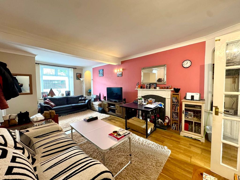 Property photo 3 of 13 Img_4284.Jpeg