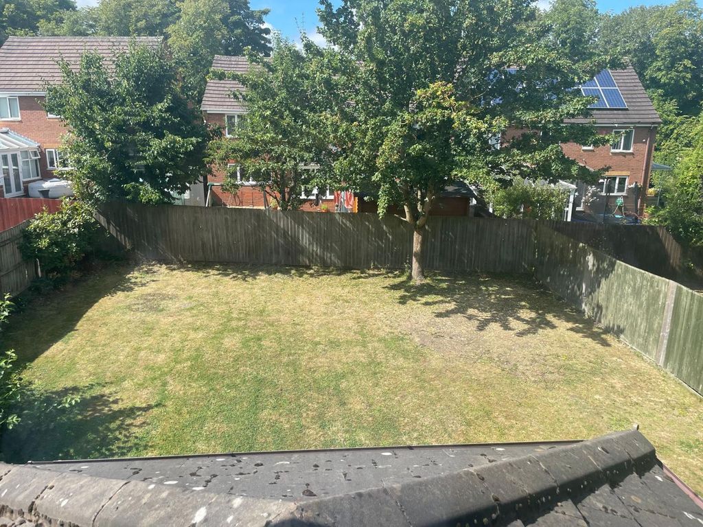 Property photo 1 of 43