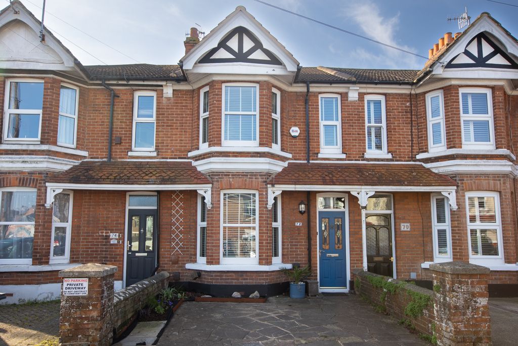 Property photo 1 of 18