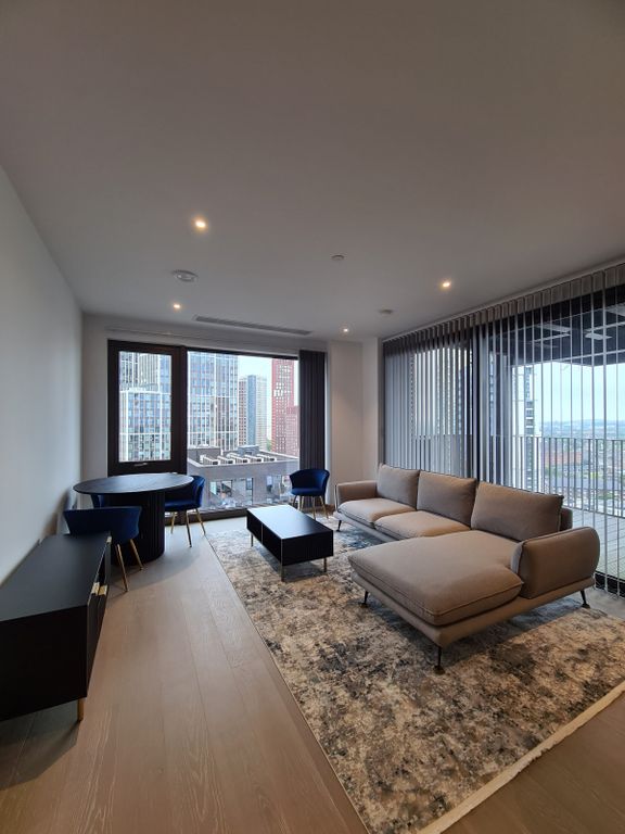 Property photo 2 of 19 Gallery