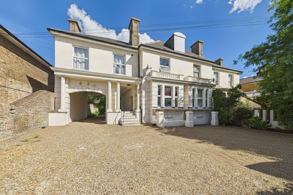 Property photo 3 of 5 Picture No. 06